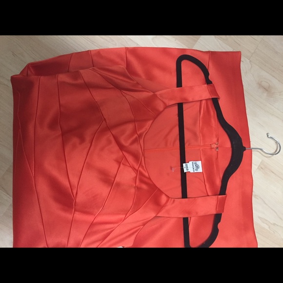 NWT Satin Orange Cocktail Dress by Sangria size 8. - Picture 3 of 3